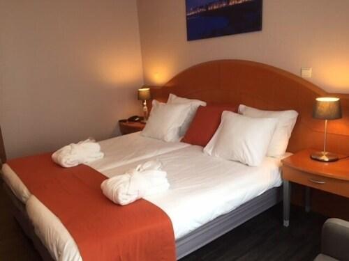 Hotel Acces 4*